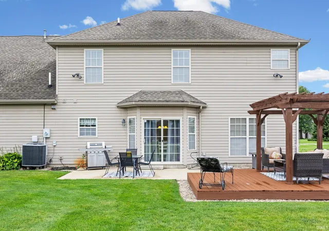 Homes for sale in Brookston, IN | 10441 S Black Locust Ct, Brookston, IN 47923 | MLS# 202624693