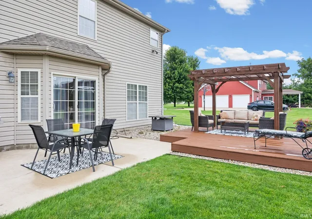 Homes for sale in Brookston, IN | 10441 S Black Locust Ct, Brookston, IN 47923 | MLS# 202624693