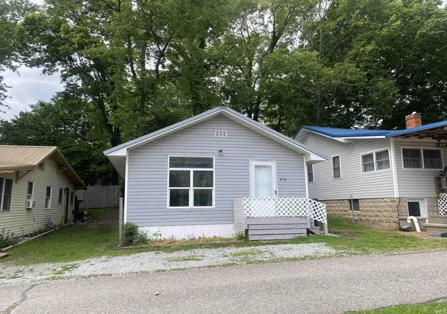 1st image of 414 W Coy Ave, Silver Lake, IN 46982 | MLS# 202624707