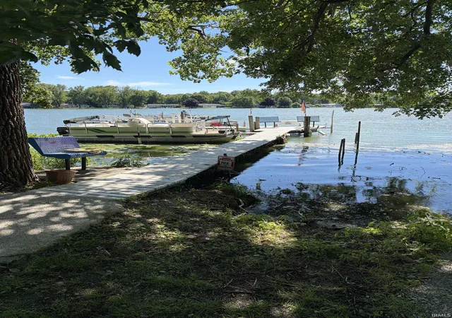 15th image of 414 W Coy Ave, Silver Lake, IN 46982 | MLS# 202624707