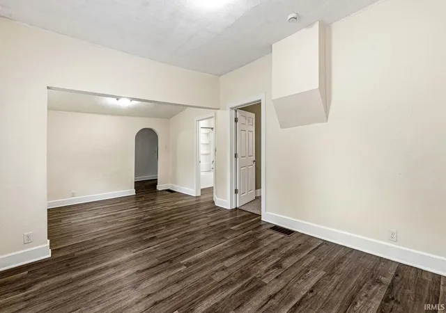 Photo 3 of Manufactured home for sale at 617 E Jefferson St, Goshen, IN 46528 | MLS# 202624709 | Listing updated on 2026-07-08