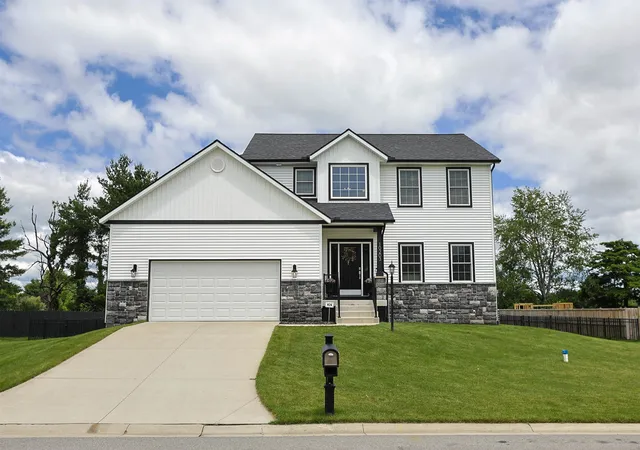 Homes for sale in Granger, IN | 10203 Roszalka Ct, Granger, IN 46530 | MLS# 202624710