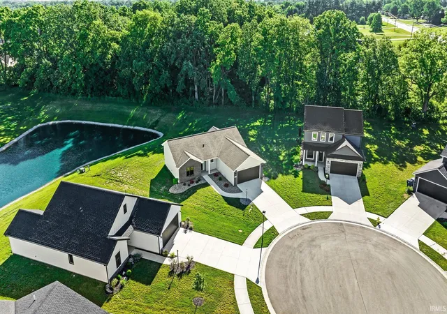 5th image of 1114 Herdsman Blvd, Huntertown, IN 46748 | MLS# 202624713