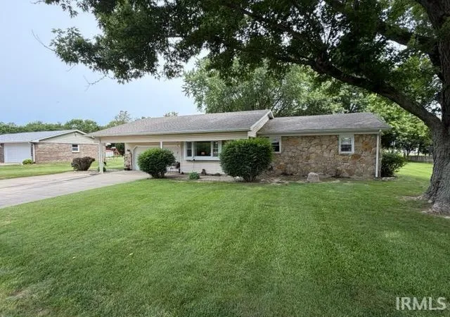 Photo 3 of Manufactured home for sale at 420 Phelps Dr, New Castle, IN 47362 | MLS# 202624715 | Listing updated on 2026-09-13