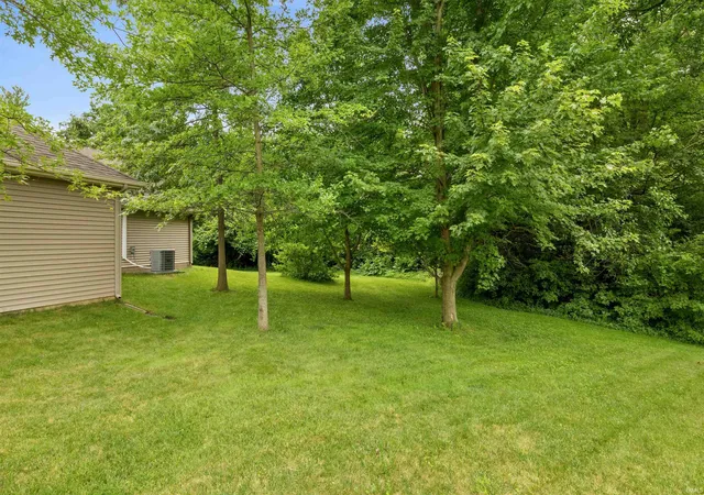 Homes for sale in Columbia City, IN | 1977 S Kleespie Ct, Columbia City, IN 46725 | MLS# 202624722