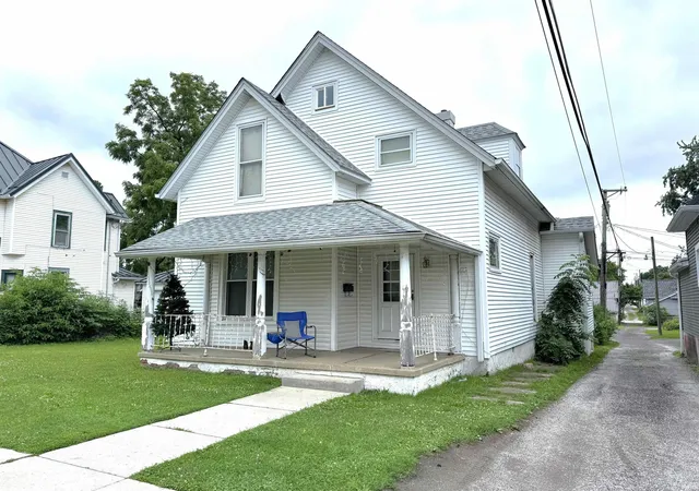 Homes for sale in Crawfordsville, IN | 208 Morgan St, Crawfordsville, IN 47933 | MLS# 202624723