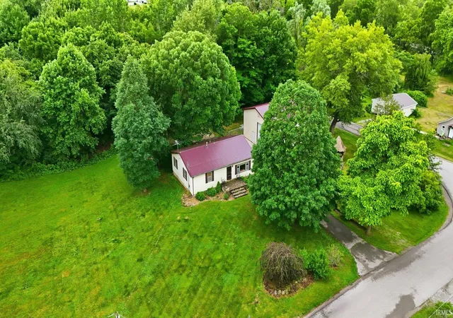 Homes for sale in Pleasant Lake, IN | 1475 W South Dr, Pleasant Lake, IN 46779 | MLS# 202624727