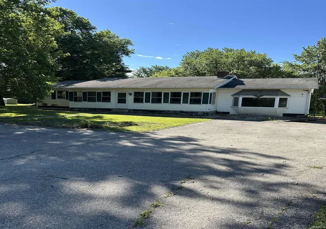 1st image of 6259 N Bowman Rd, Roann, IN 46974 | MLS# 202624735