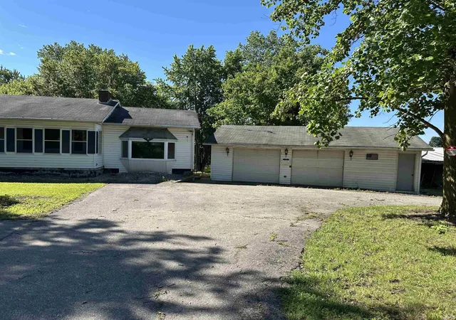 2nd image of 6259 N Bowman Rd, Roann, IN 46974 | MLS# 202624735