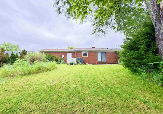 Homes for sale in Huntington, IN | 1521 Canterbury Ct, Huntington, IN 46750 | MLS# 202624751