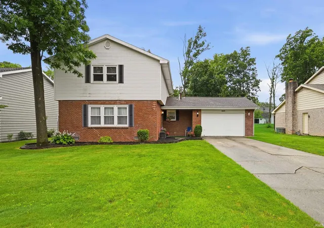 Homes for sale in Muncie, IN | 2609 W Riggin Rd, Muncie, IN 47304 | MLS# 202624757