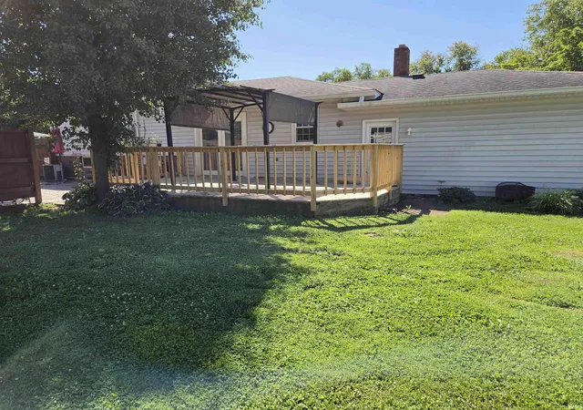 2nd image of 310 Eastgate Dr, Vincennes, IN 47591 | MLS# 202624761