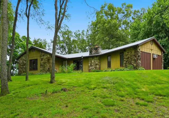 Homes for sale in Rochester, IN | 2167 W State Road 14, Rochester, IN 46975 | MLS# 202624797