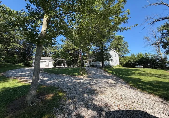 Homes for sale in Jasonville, IN | 13102 S 300 W Rd, Jasonville, IN 47438 | MLS# 202624834