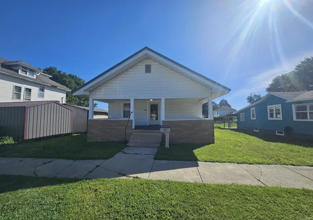 1st image of 1306 Vigo St, Vincennes, IN 47591 | MLS# 202624835