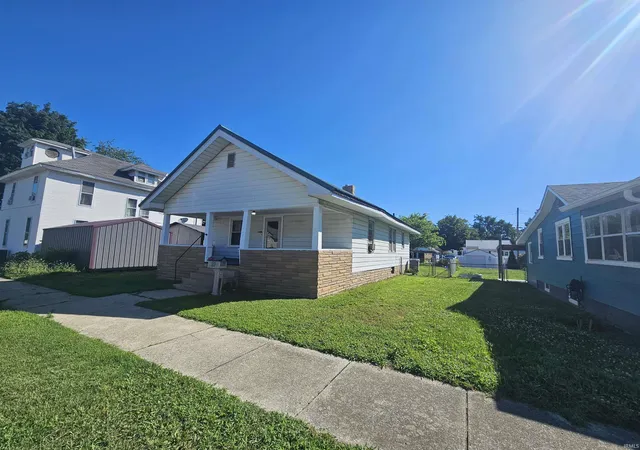 2nd image of 1306 Vigo St, Vincennes, IN 47591 | MLS# 202624835