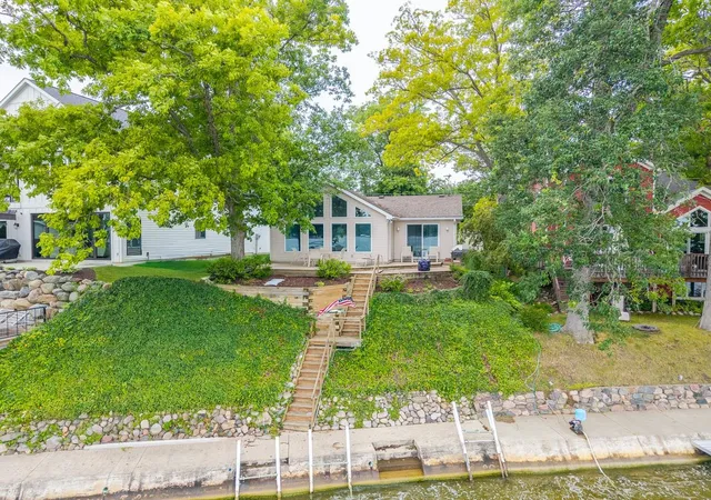 26th image of 795 Lane 280 Hamilton Lk, Hamilton, IN 46742 | MLS# 202624842