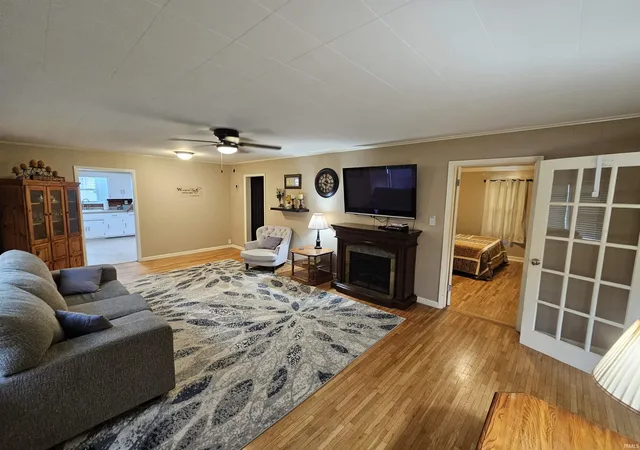 4th image of 813 W 4Th St, Bicknell, IN 47512 | MLS# 202624845