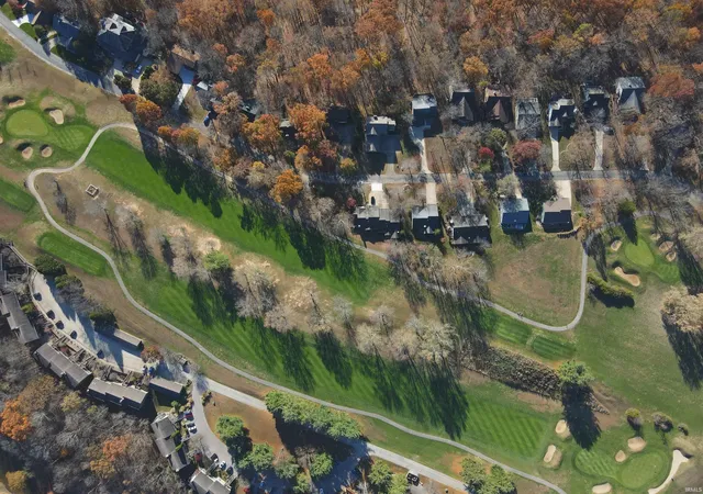 34th image of 9417 S Harbour Pointe Dr, Bloomington, IN 47401 | MLS# 202624860