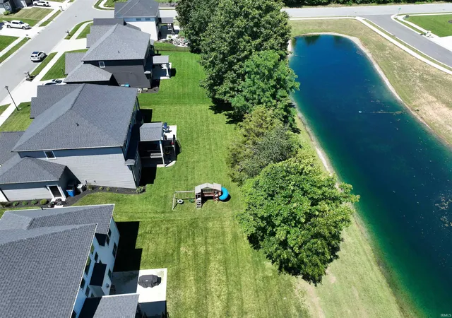 2nd image of 54792 Columbia Bay Dr, Osceola, IN 46561 | MLS# 202624869