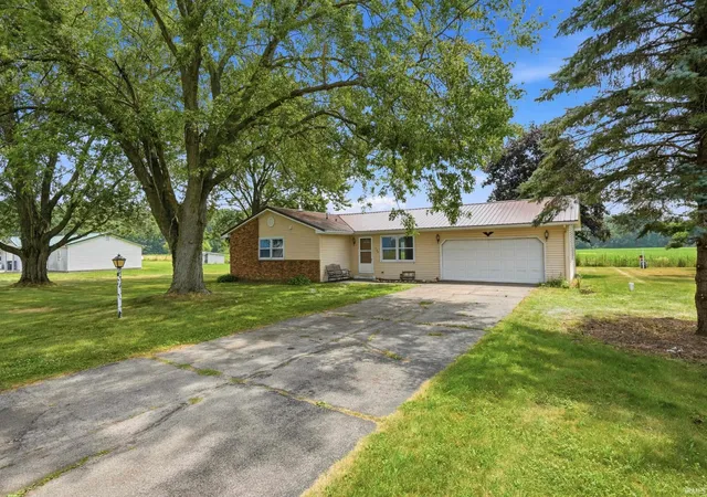 Photo 2 of Manufactured home for sale at 260 Airport Rd, Kendallville, IN 46755 | MLS# 202624874 | Listing updated on 2026-09-03