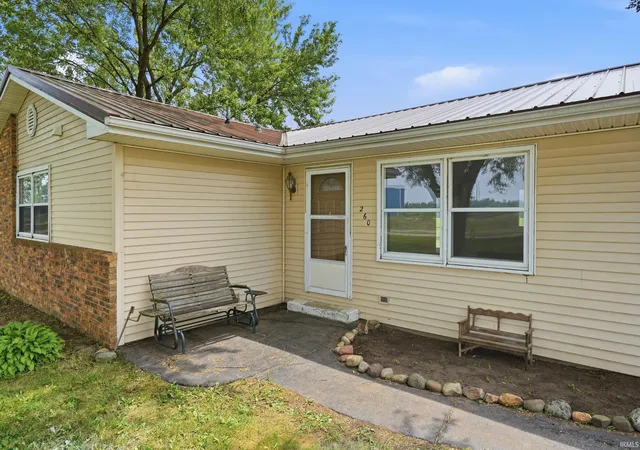 Photo 3 of Manufactured home for sale at 260 Airport Rd, Kendallville, IN 46755 | MLS# 202624874 | Listing updated on 2026-09-03