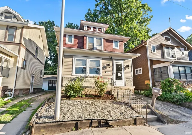 2nd image of 1319 W Wildwood Ave, Fort Wayne, IN 46807 | MLS# 202624877