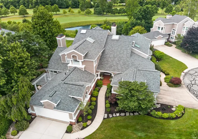 2nd image of 2330 Turnberry Ln, Fort Wayne, IN 46814 | MLS# 202624896