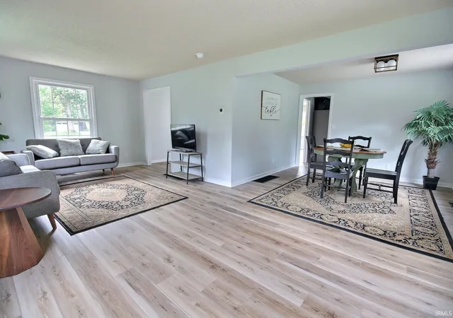 4th image of 8120 Manor Dr, Fort Wayne, IN 46825 | MLS# 202624900