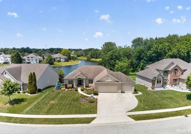 Photo 2 of Sale Pending at 11731 Island Cvs Dr, Fort Wayne, IN 46845 | MLS# 202624903 | Listing updated on 2026-06-28