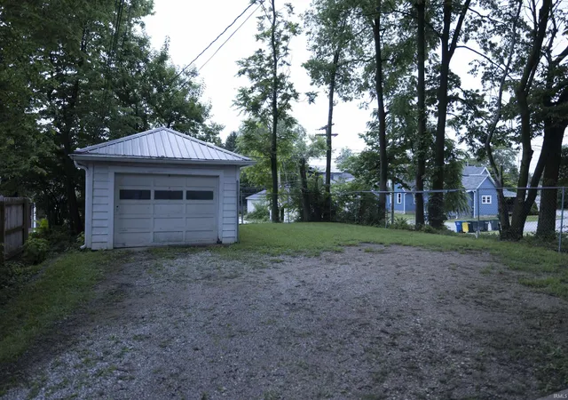 Photo 3 of Manufactured home for sale at 1105 N Wheeling Ave, Muncie, IN 47303 | MLS# 202624908 | Listing updated on 2026-06-24