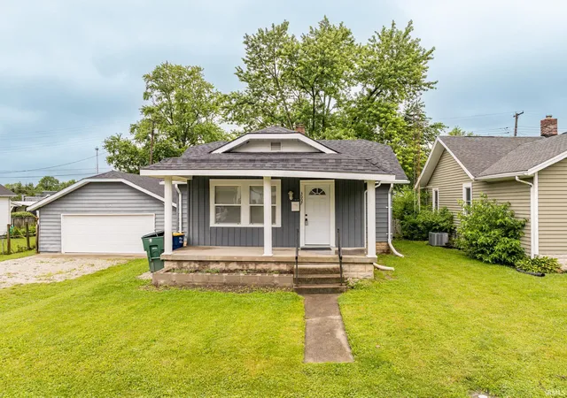 Homes for sale in Muncie, IN | 3007 S Monroe Dr, Muncie, IN 47302 | MLS# 202624914
