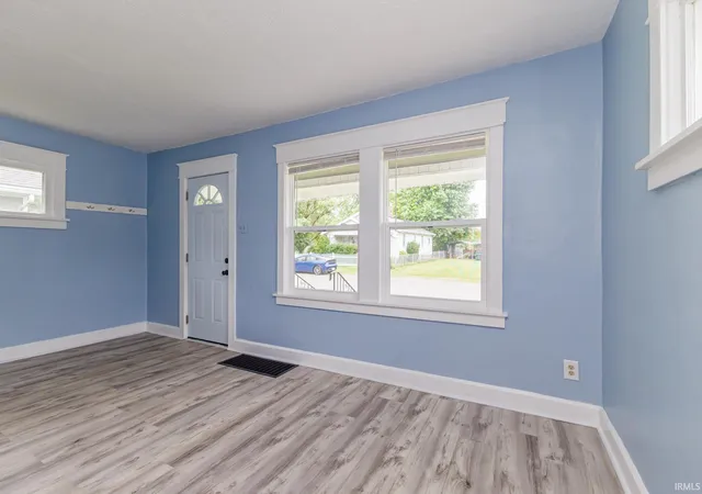 Homes for sale in Muncie, IN | 3007 S Monroe Dr, Muncie, IN 47302 | MLS# 202624914