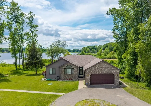 Homes for sale in Fremont, IN | 115 Lane 110b Big Otter Lk, Fremont, IN 46737 | MLS# 202624917