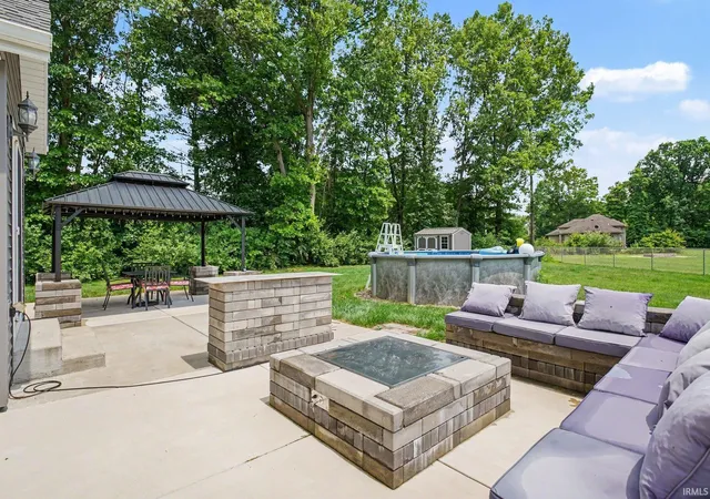 3rd image of 54098 Starner Ave, Elkhart, IN 46514 | MLS# 202624923