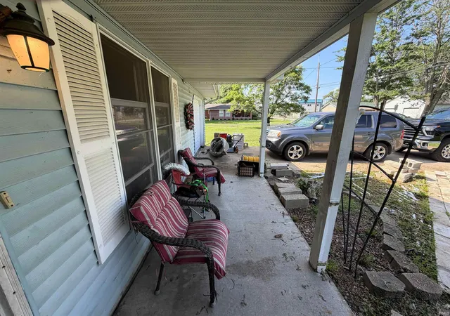 5th image of 1115 N 9Th Street, Mitchell, IN 47446 | MLS# 202624936