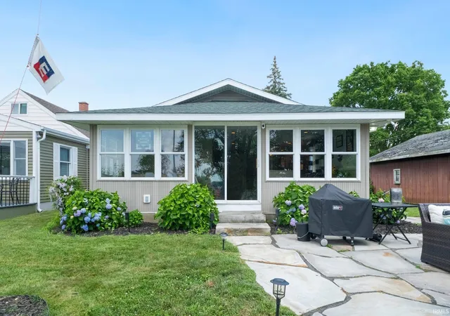 1st image of 11869 N Forest Dr, Syracuse, IN 46567 | MLS# 202624944