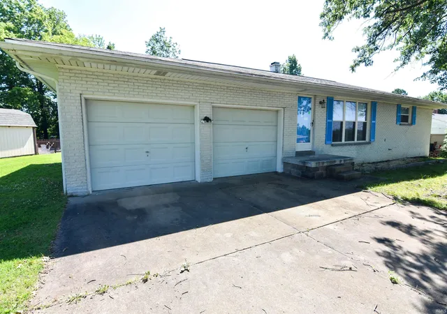 Homes for sale in Evansville, IN | 5721 Twickingham Ct, Evansville, IN 47711 | MLS# 202624947