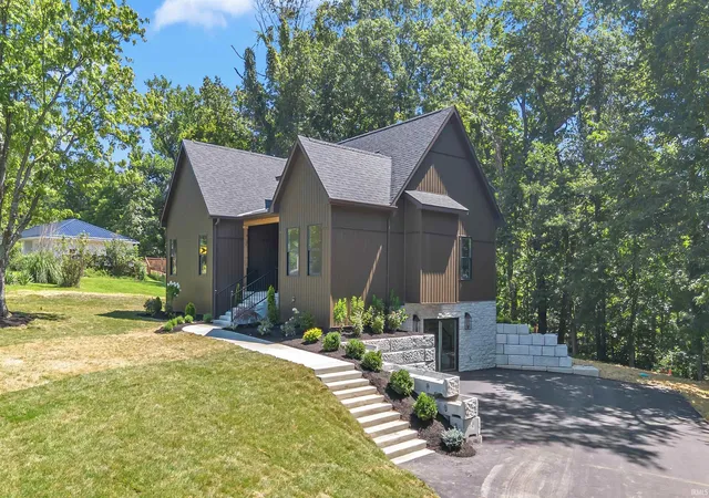 Photo 3 of Manufactured home for sale at 6221 S Shields Ridge Rd, Bloomington, IN 47401 | MLS# 202624960 | Listing updated on 2026-09-11