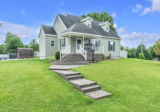 Homes for sale in Albion, IN | 608 E Hazel St, Albion, IN 46701 | MLS# 202624967