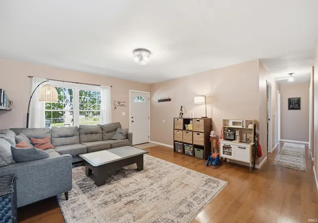 Photo 4 of Sale Pending at 20 Kenilworth Ct, Lafayette, IN 47909 | MLS# 202624981 | Listing updated on 2026-06-26
