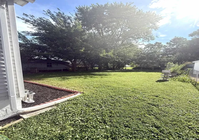 Photo 3 of Sale Pending at 2728 Sherman St, Evansville, IN 47711 | MLS# 202624997 | Listing updated on 2026-07-17