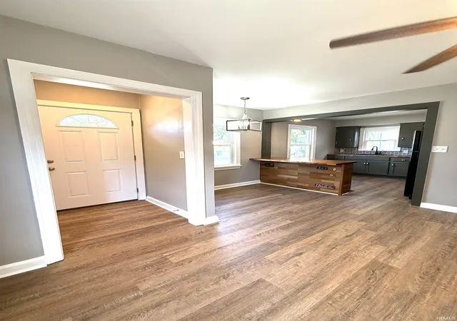 Photo 4 of Sale Pending at 2728 Sherman St, Evansville, IN 47711 | MLS# 202624997 | Listing updated on 2026-07-17