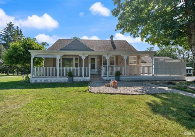Homes for sale in Columbia City, IN | 216 Marshall Ave, Columbia City, IN 46725 | MLS# 202625024
