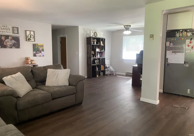 4th image of 812 S Jean Dr, Portland, IN 47371 | MLS# 202625028