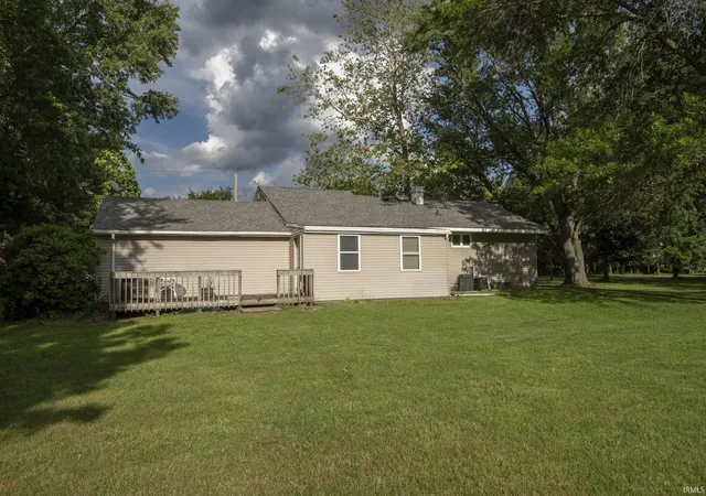 3rd image of 2805 Pleasant Plain Ave, Elkhart, IN 46517 | MLS# 202625036