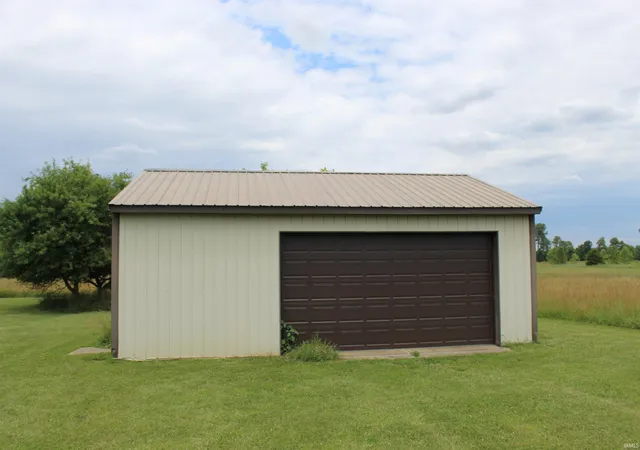 4th image of 4339 Us Hwy 6, Waterloo, IN 46793 | MLS# 202625047