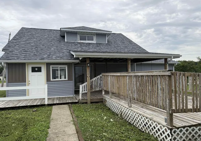 3rd image of 542 E Sycamore St, Jasonville, IN 47438 | MLS# 202625059