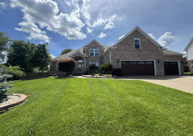 Homes for sale in Evansville, IN | 6100 Pebble Stone Dr, Evansville, IN 47711 | MLS# 202625060