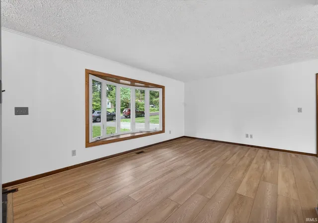 Photo 3 of Manufactured home for sale at 2983 N Bankers Dr, Bloomington, IN 47408 | MLS# 202625063 | Listing updated on 2026-08-29